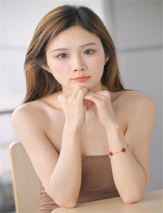 少妇与大狼拘作爱性A片视频-男女交性配黄大片全过美女