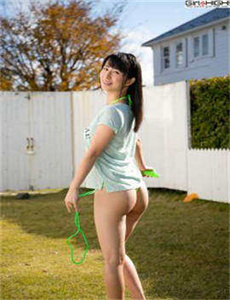 《漂亮的女邻居》HD-热播的电视剧